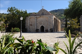 Agios Nikolaos-Moni